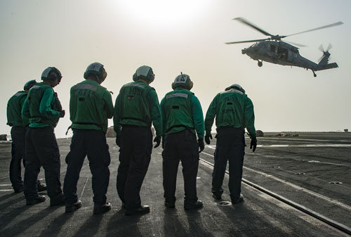 People by helecopter